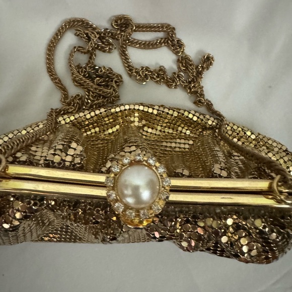 WHITING & DAVIS Gold Mesh Vintage  Crossbody Purse - Picture 3 of 8